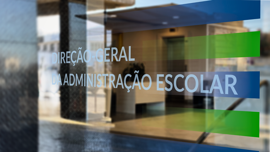 FNE em reunião na DGAE para apresentação do concurso de professores