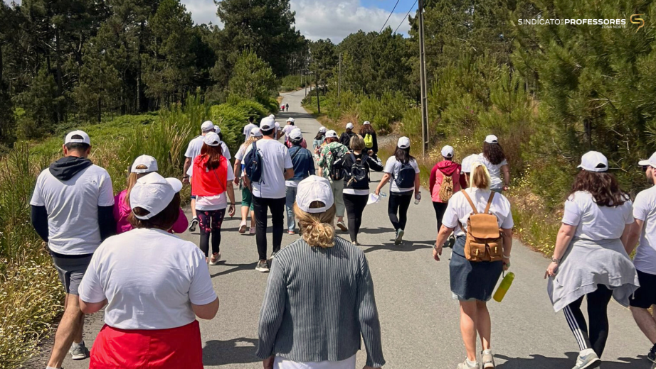 Distrital de Vila Real celebra 50 anos do SPZN com Caminhada dos Professores e Sardinhada